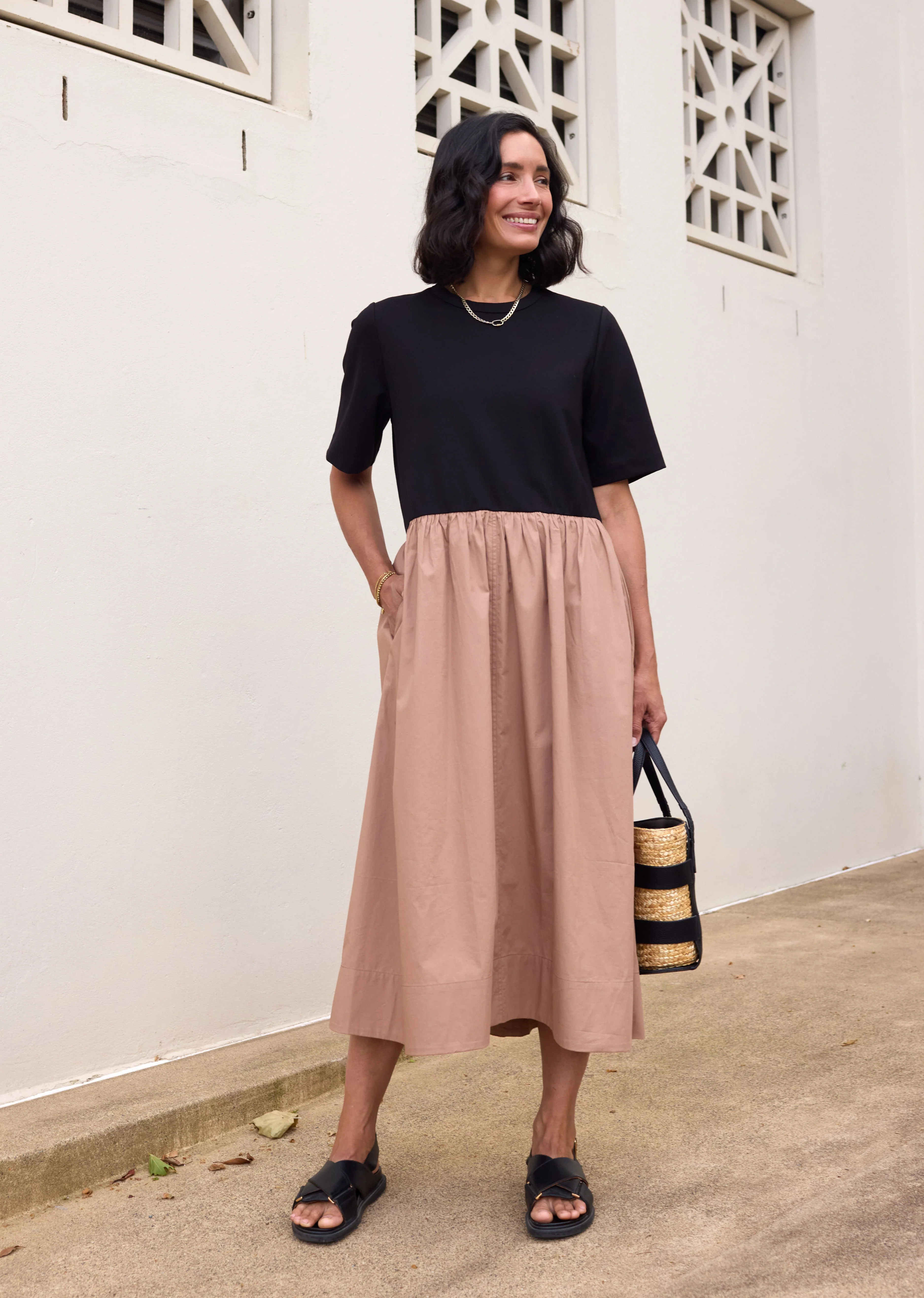 MIMI MIDI DRESS - BLACK/CAMEL - PETITE - Image 10