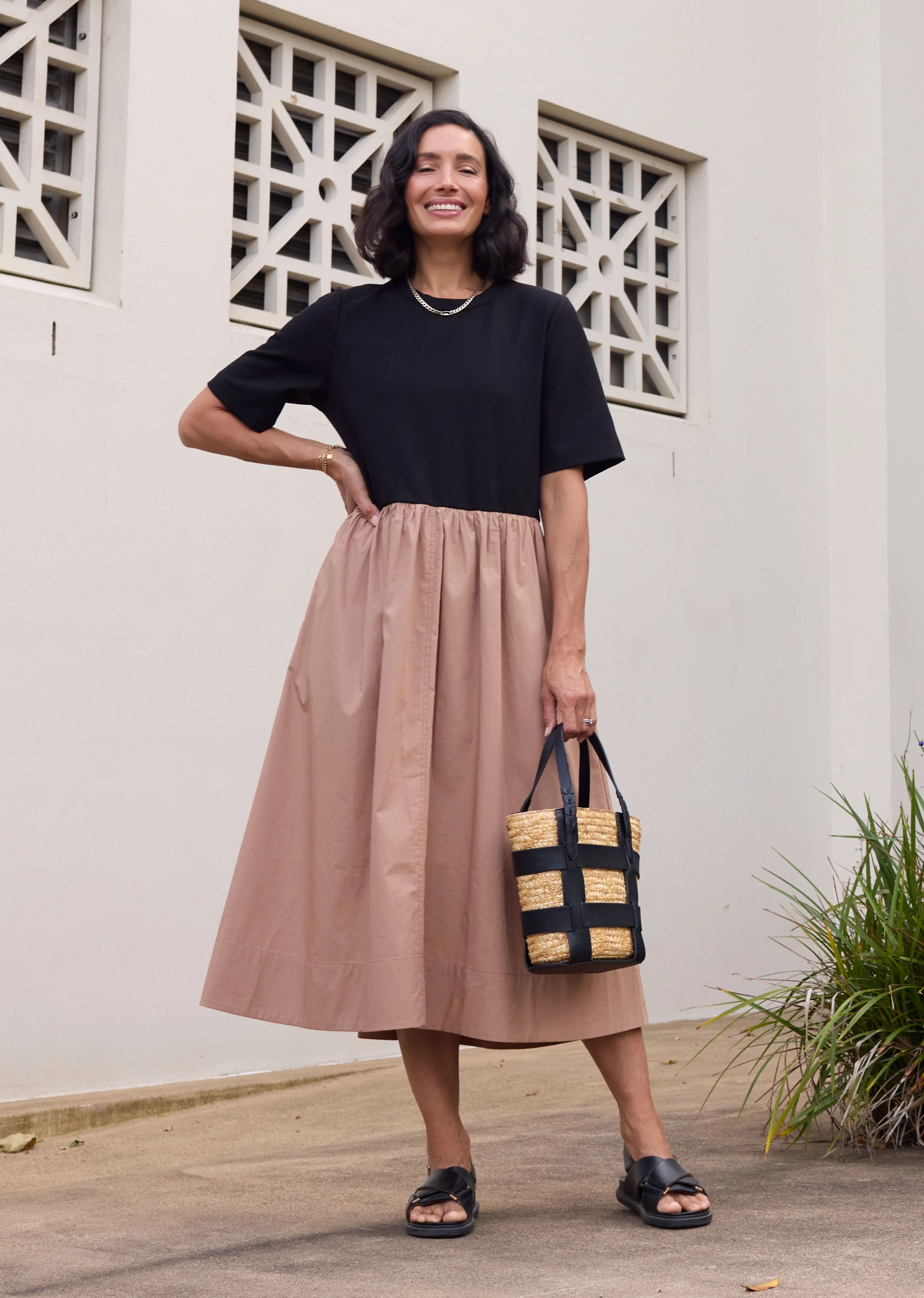 MIMI MIDI DRESS - BLACK/CAMEL - PETITE - Image 3