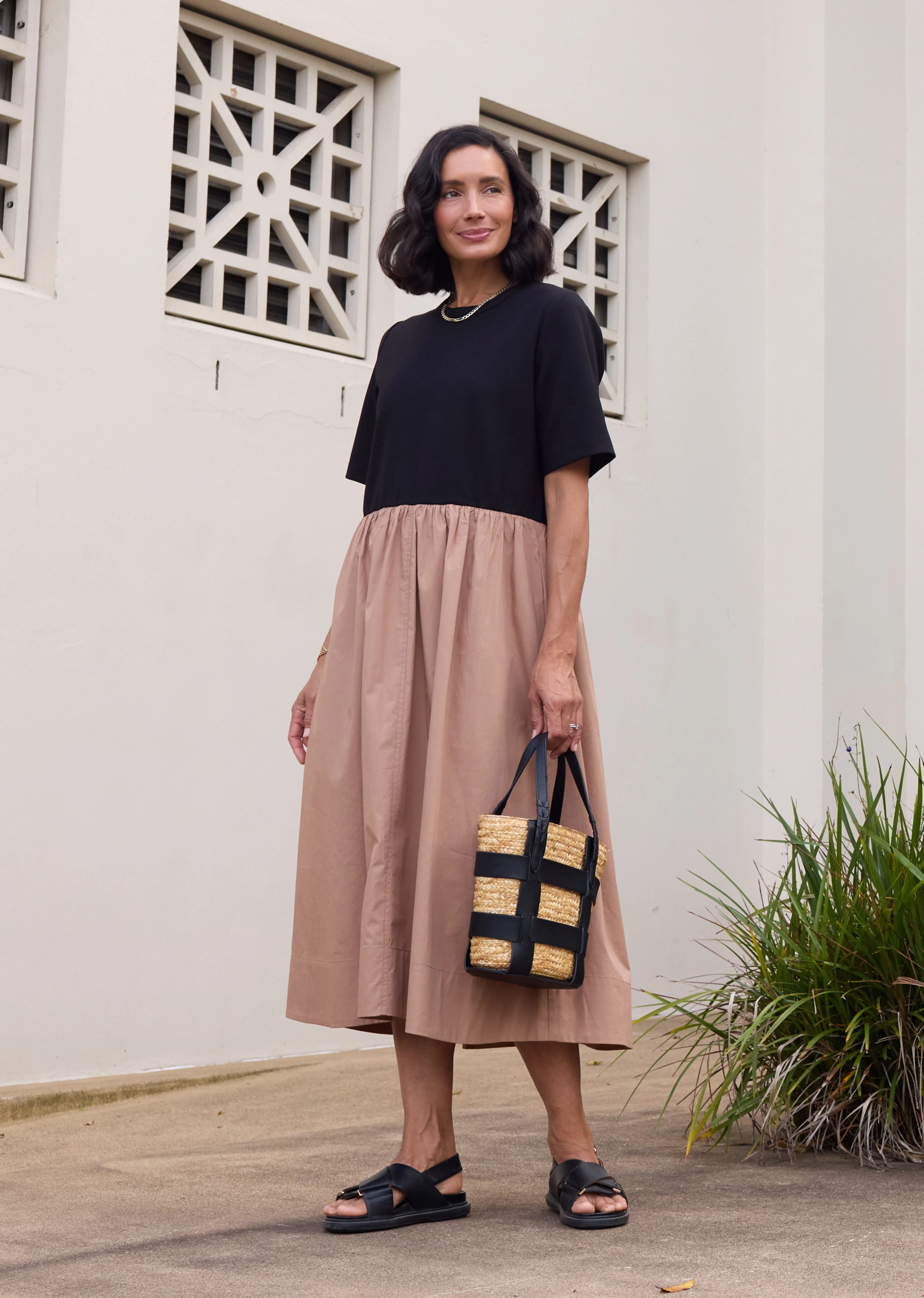 MIMI MIDI DRESS - BLACK/CAMEL - PETITE - Image 8